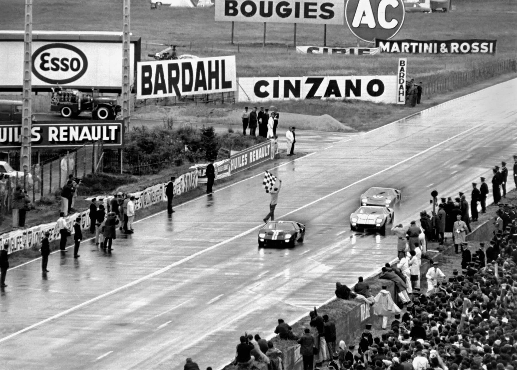 Ford GT Mk II at the 1966 24 Hours of Le Mans