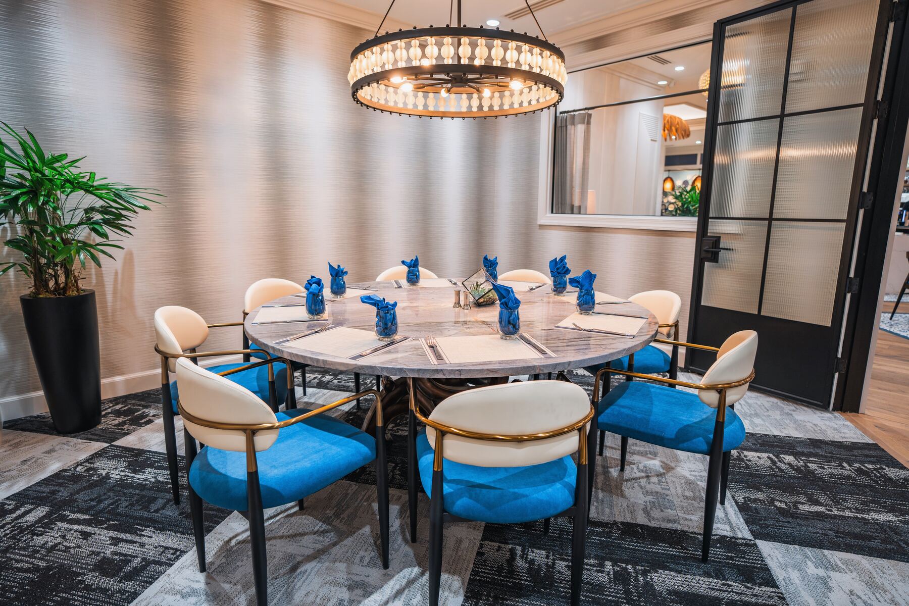 Breakfast bar and cobalt stools at Le Mans Kitchen